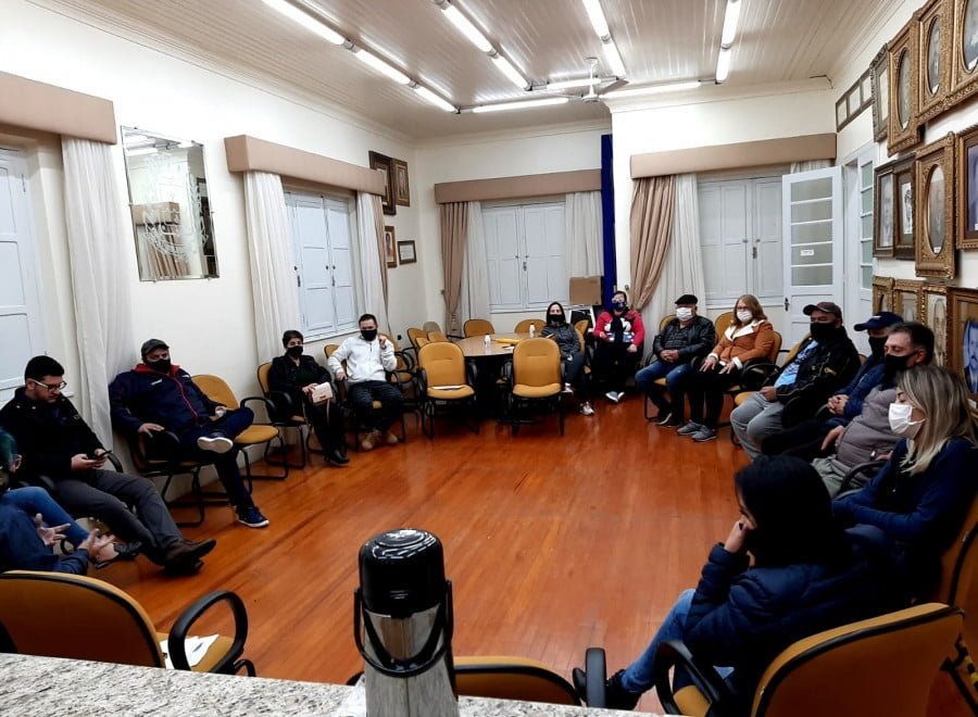 Adroaldo Kalunga/Tua Rádio Cristal