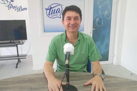 Paulinho Paes / Tua Rád