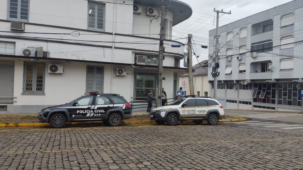 Tua Rádio Cristal