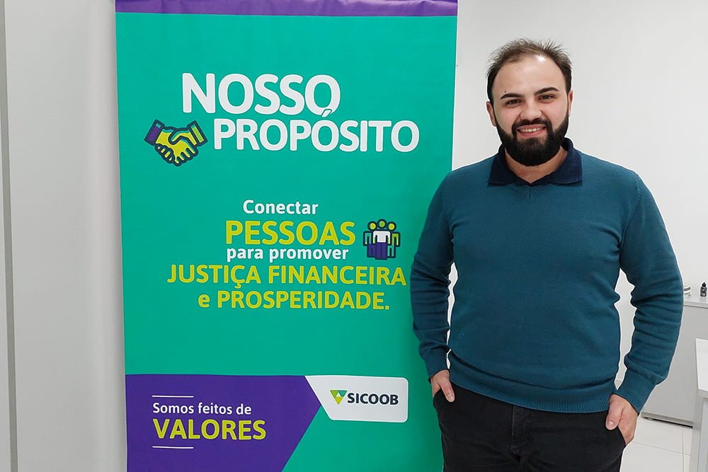Eliseu da Silva, no gerente da Agência Soledade do Sicoob São Miguel Eliseu da Silva, no gerente da Agência Soledade do Sicoob São Miguel