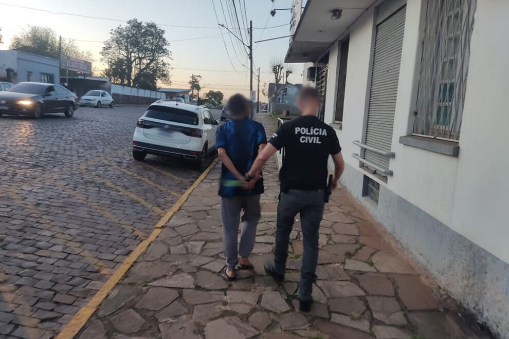 Nayam Franco/Tua Rádio Cristal