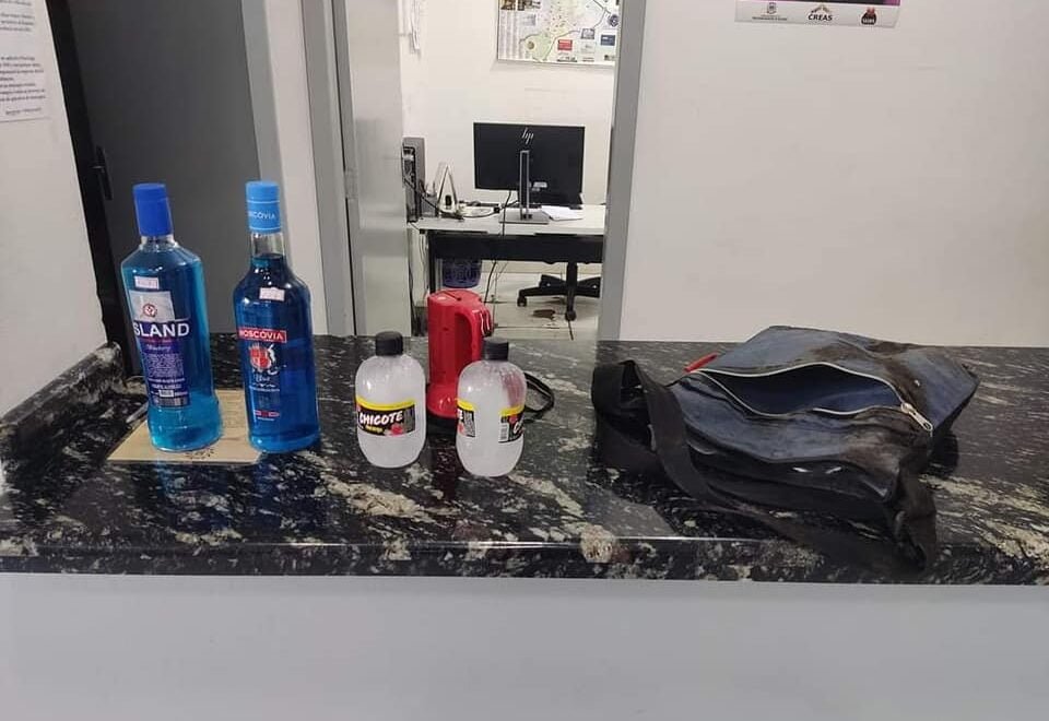 Nayam Franco/Tua Rádio Cristal