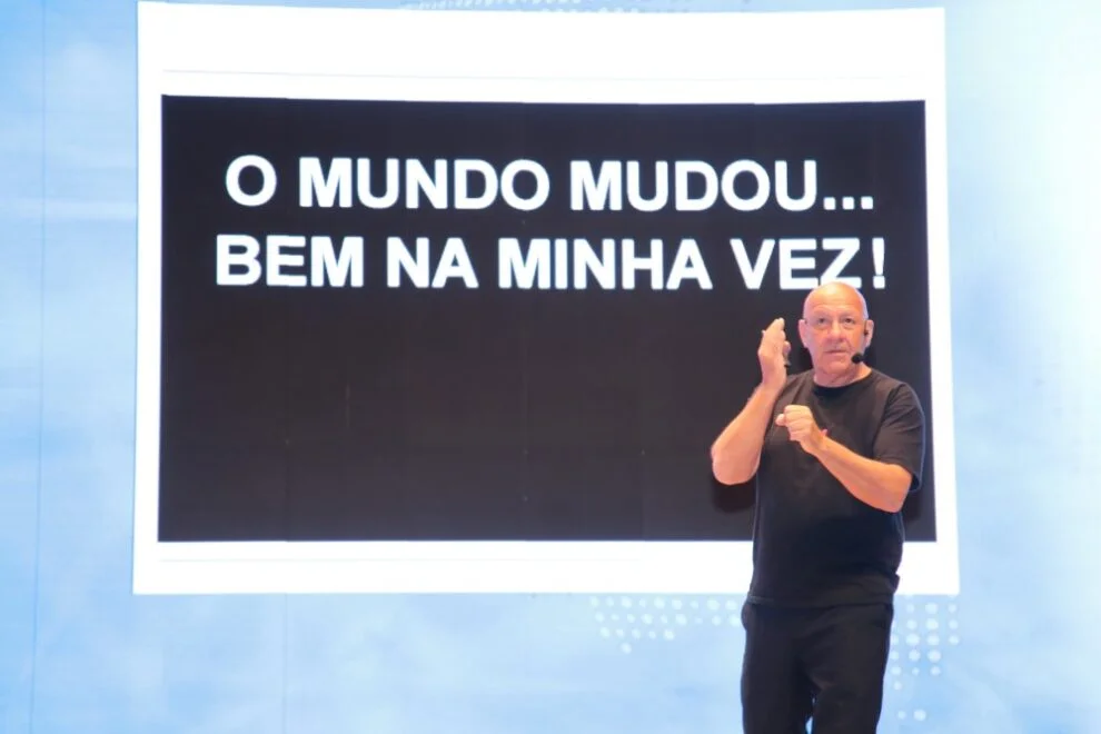 O mundo mudou… bem na minha vez! Por Dado Schneider