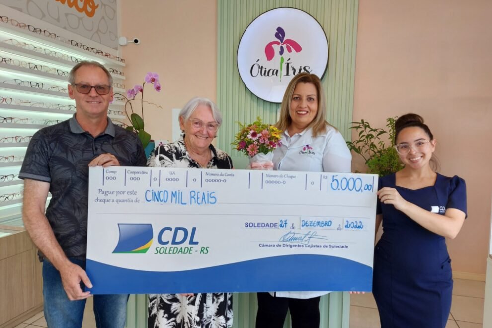 Teresinha Chiarello, segunda da esquerda para a direita. Letícia Nunes/ClicSoledade.