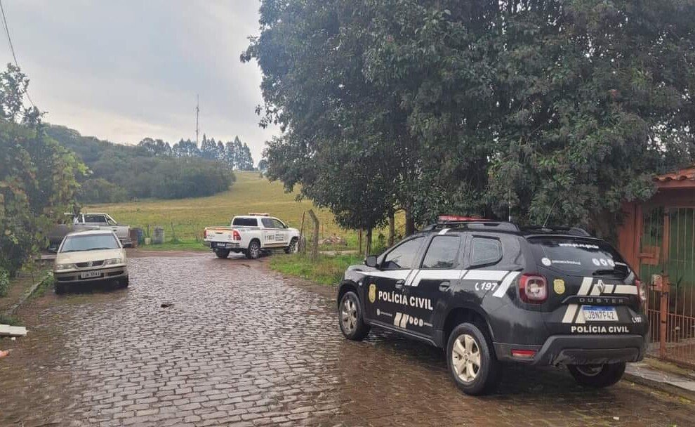 Nayam Franco/Tua Rádio Cristal