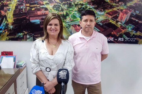 Nayam Franco/Tua Rádio Cristal