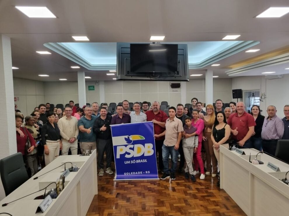 Paulinho Paes/Tua Rádio Cristal