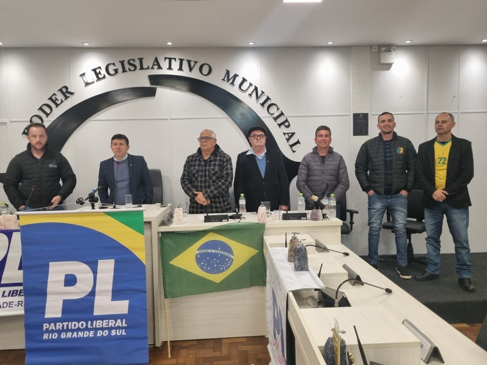 Paulinho Paes/Tua Rádio Cristal