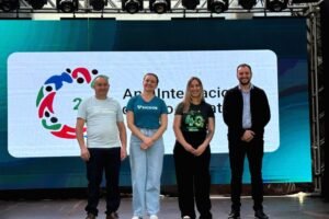 Representantes das Cooperativas promotoras do evento(esq/dir): Ademir Wiezorek - presidente da Cooperoeste, Cristiane Sturmer Favertto - gerente Sicoob, Michelle Pinno – supervisora administrativa Unimed, Rafael Lumi - gerente Cooperalfa